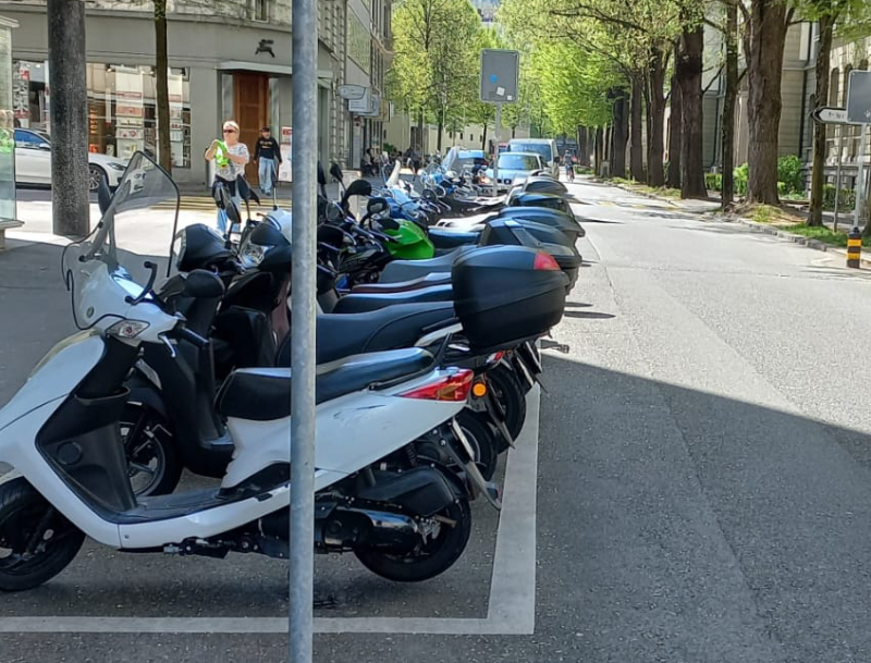 Töff-Parkplatz in Luzern